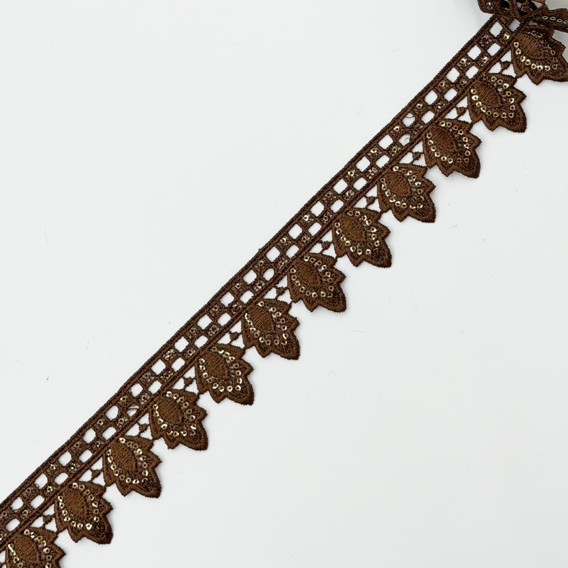 Embroidery lace trim