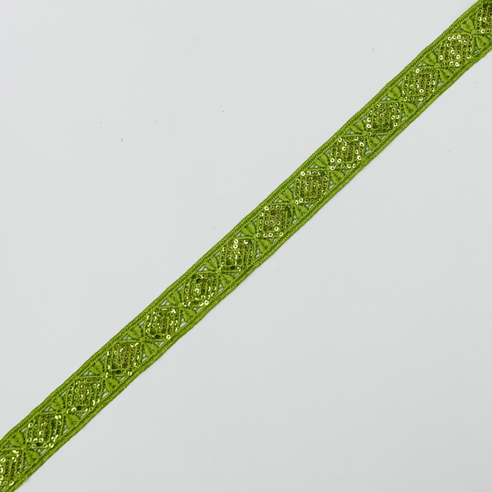 Embroidery lace trim