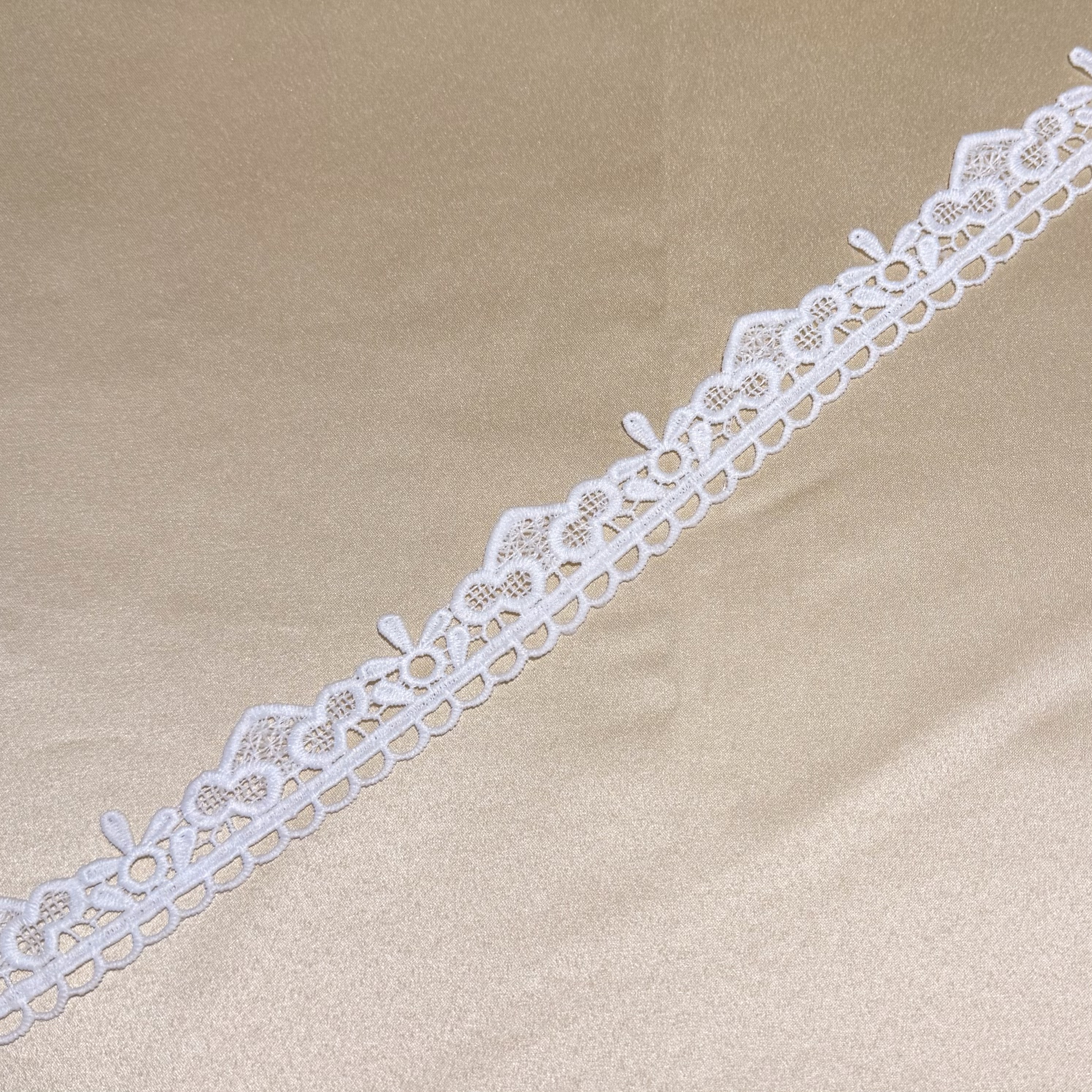 Whimsical Floral & Geometric Scallop Lace edging