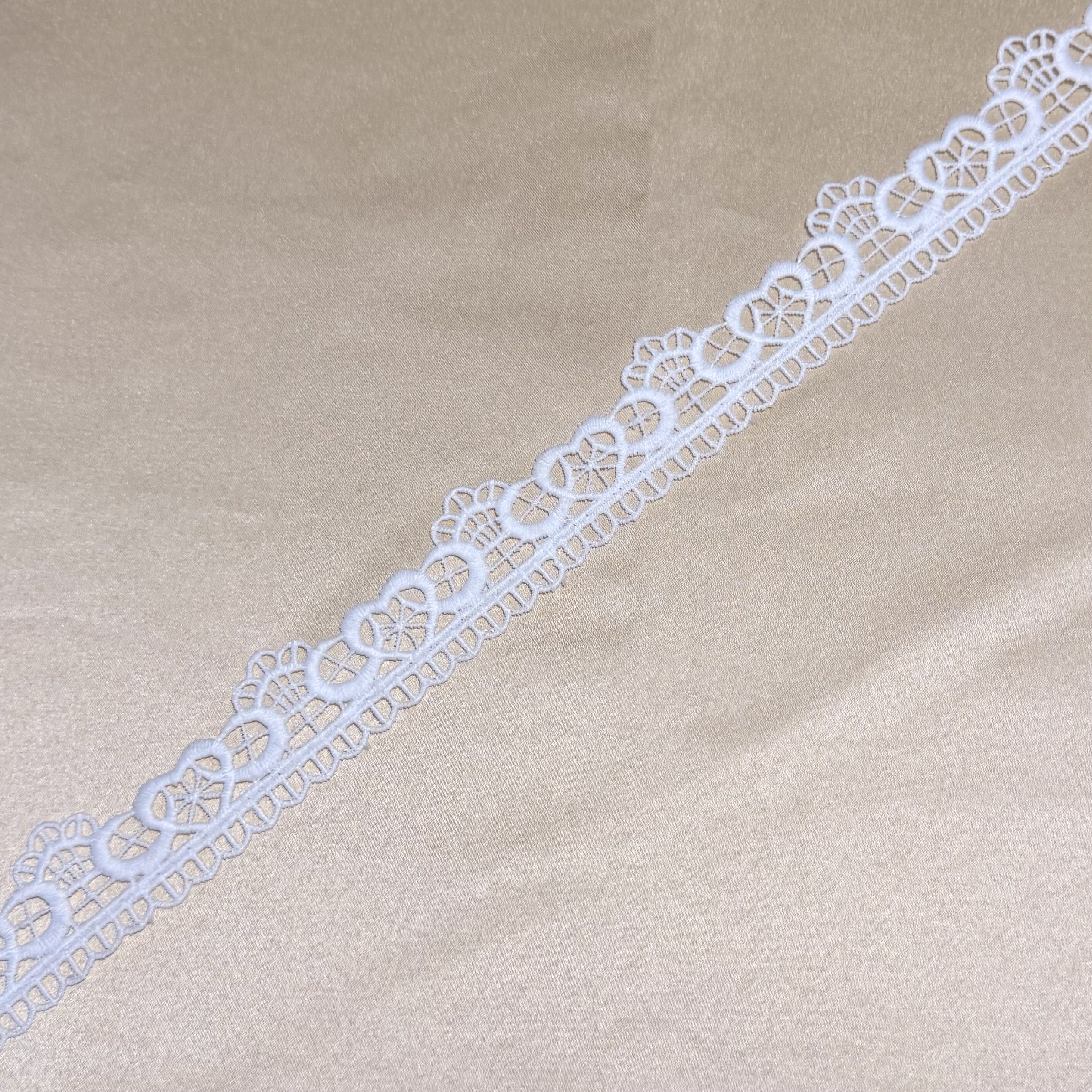 White Heart Venice Lace Trim