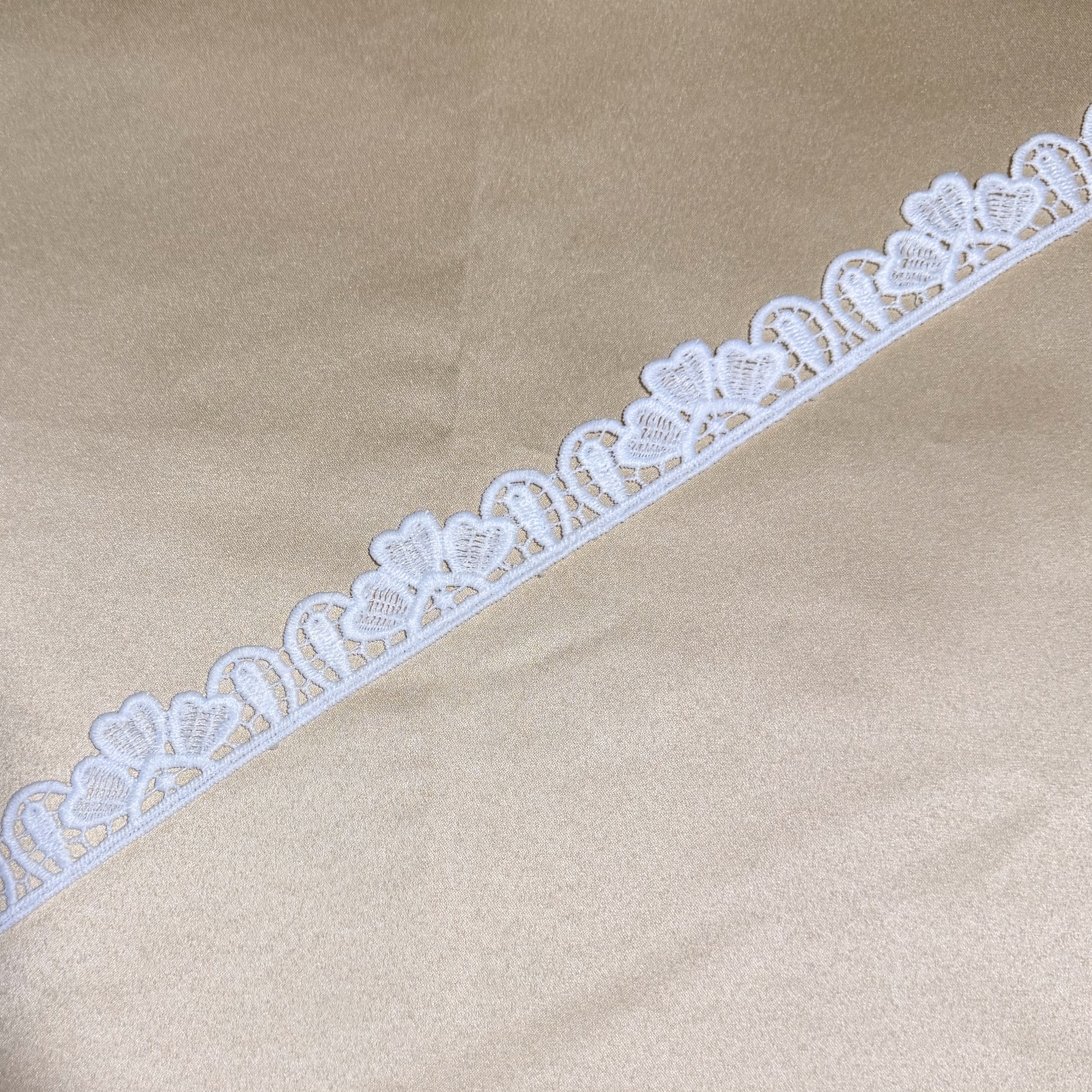 Triple Heart with Oval shape Lace