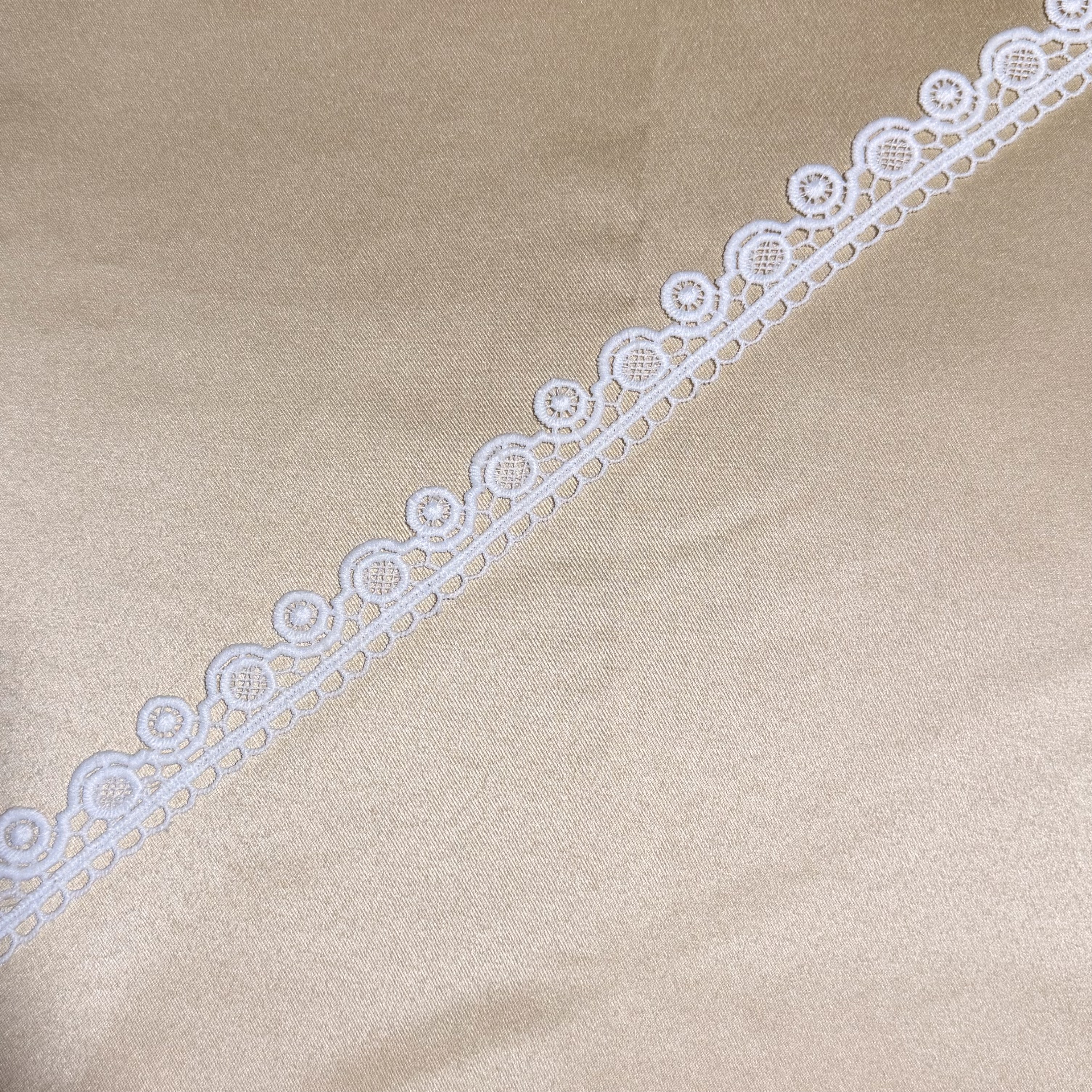 Woven Wheel Lace Trim