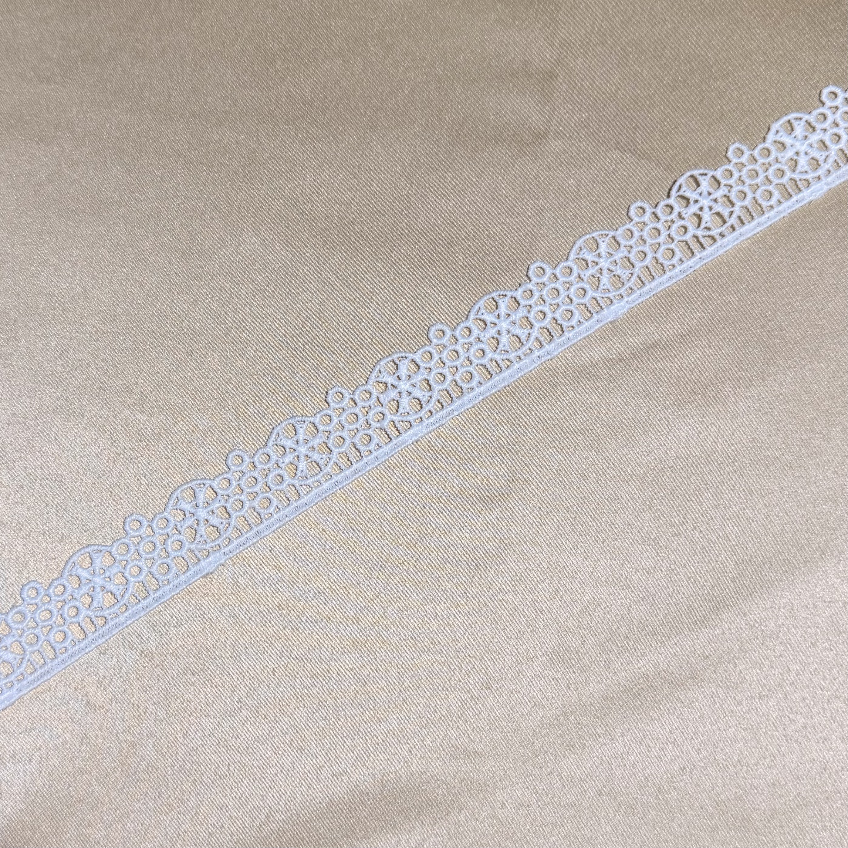 Boho Circle Eyelet Lace Trim