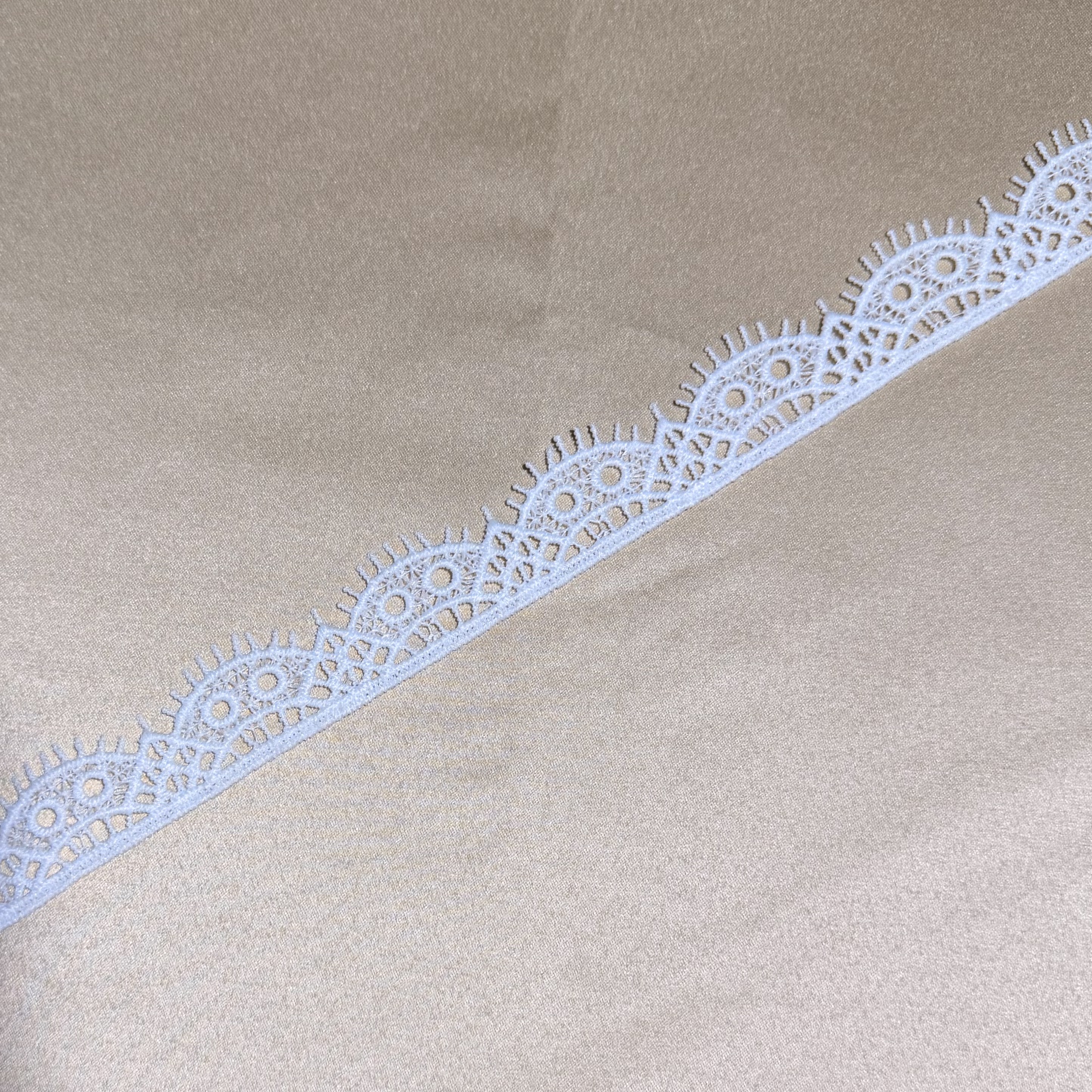 Picot Sollar Crown Shape Lace Trim