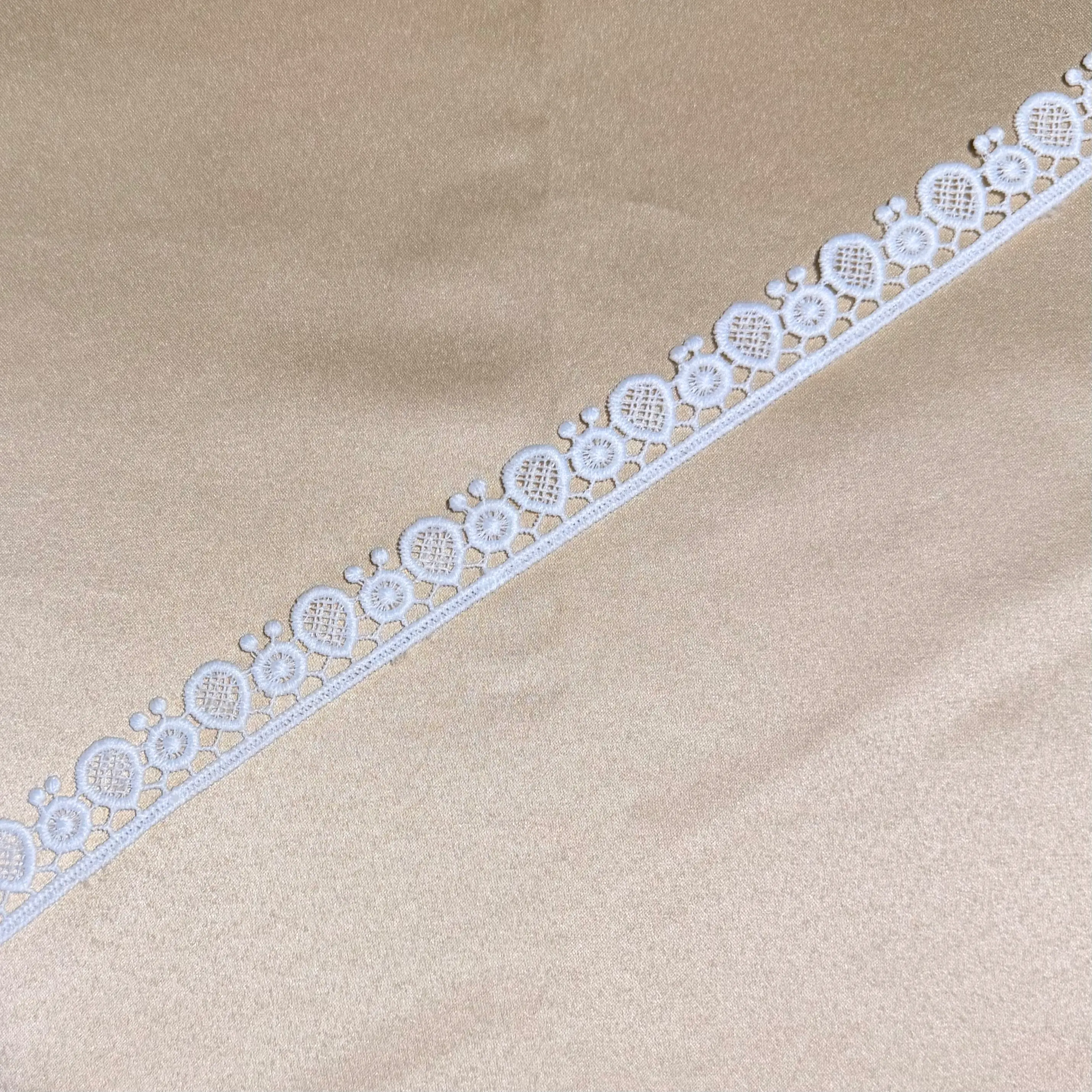 Bubbly HeartFlower Edge Lace Trim