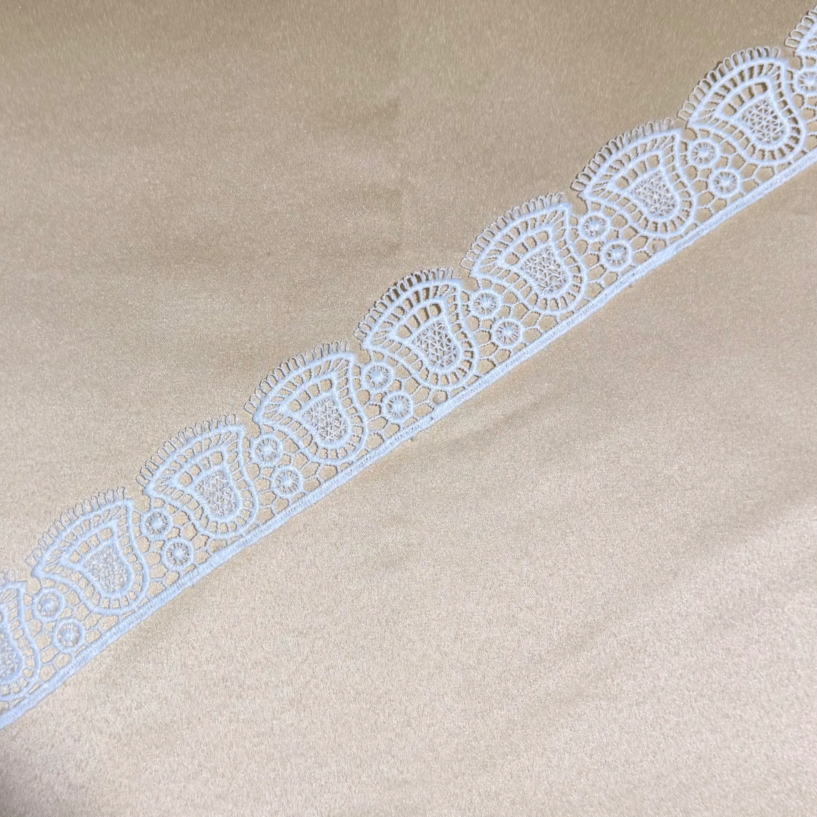 White Orient Crafted Lace Trim