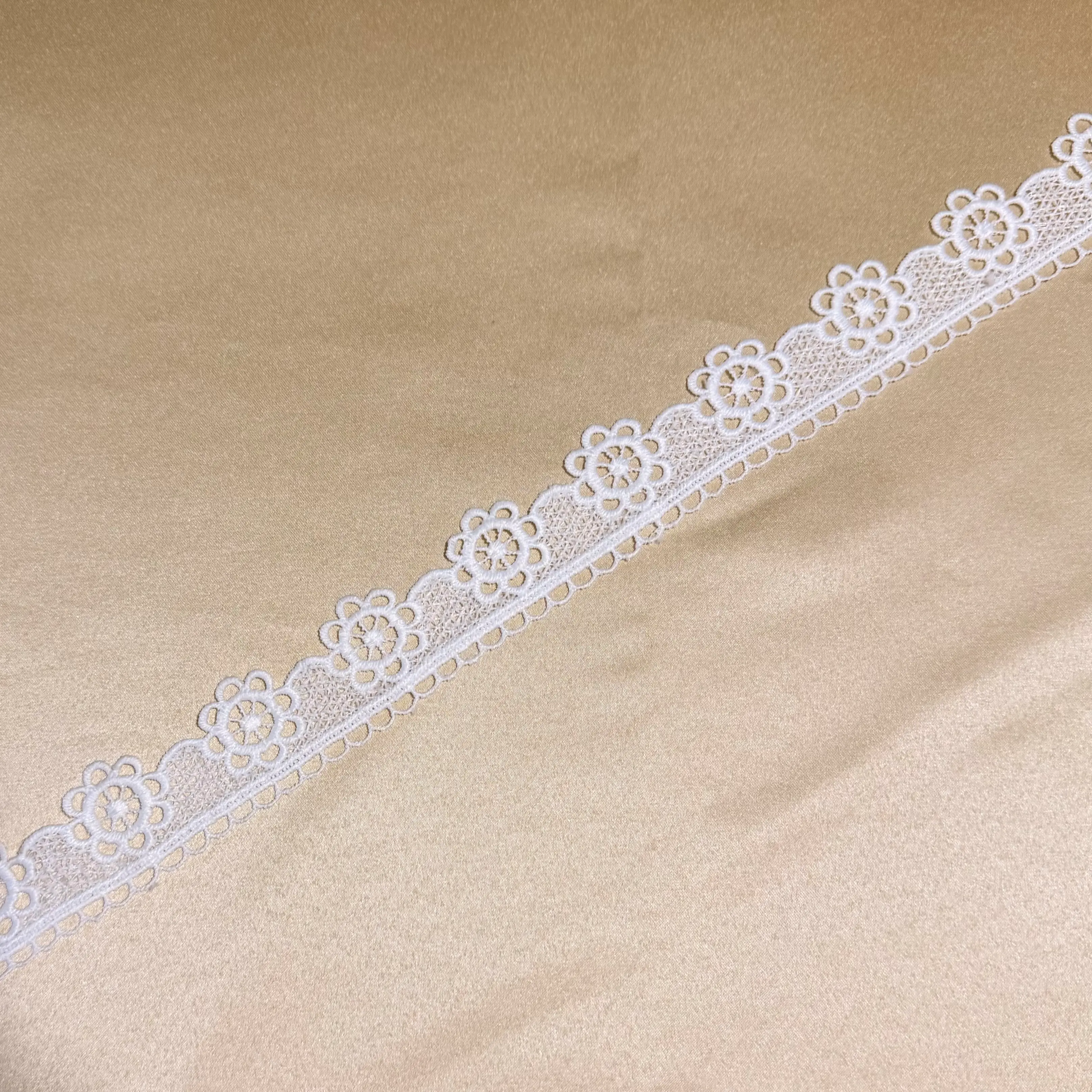 FLORALise Mesh Lace Trim
