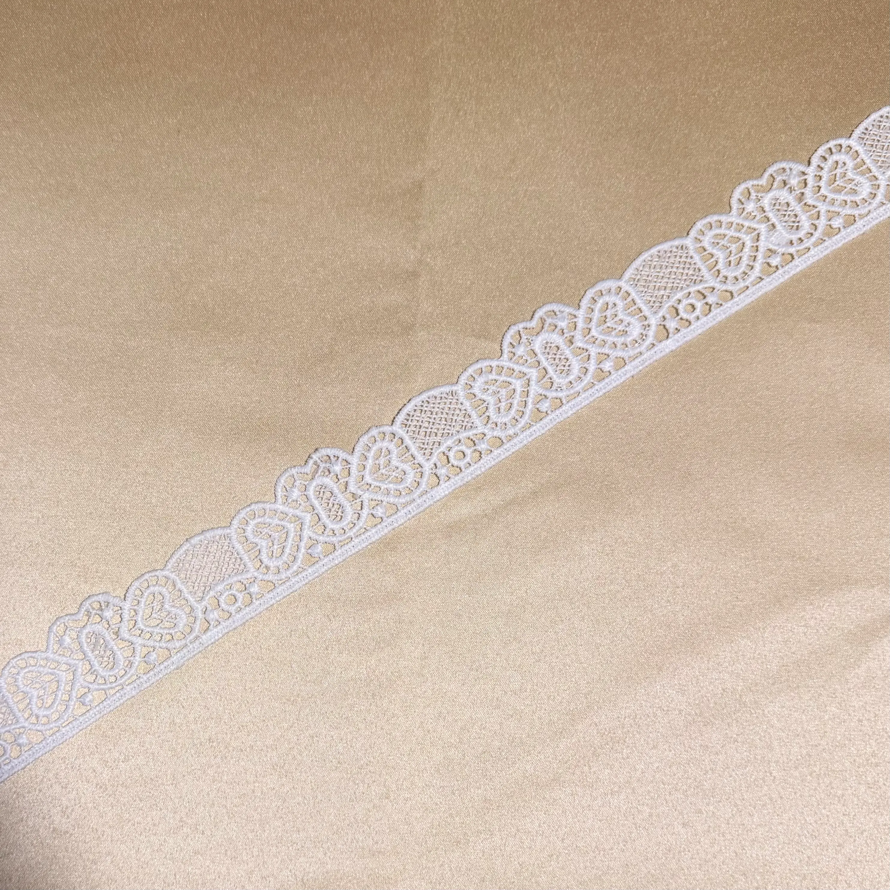 White Double Hearted Mesh Single Border Lace Trim