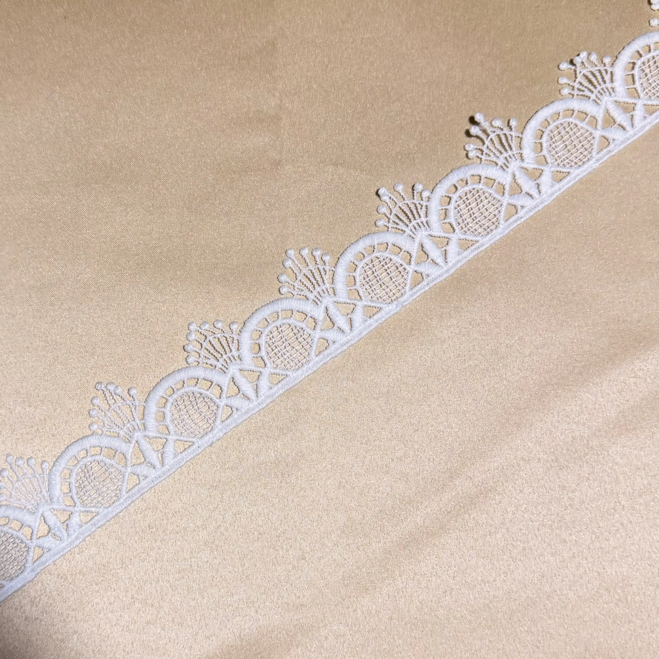Antique Couture Medallion Lace Trim