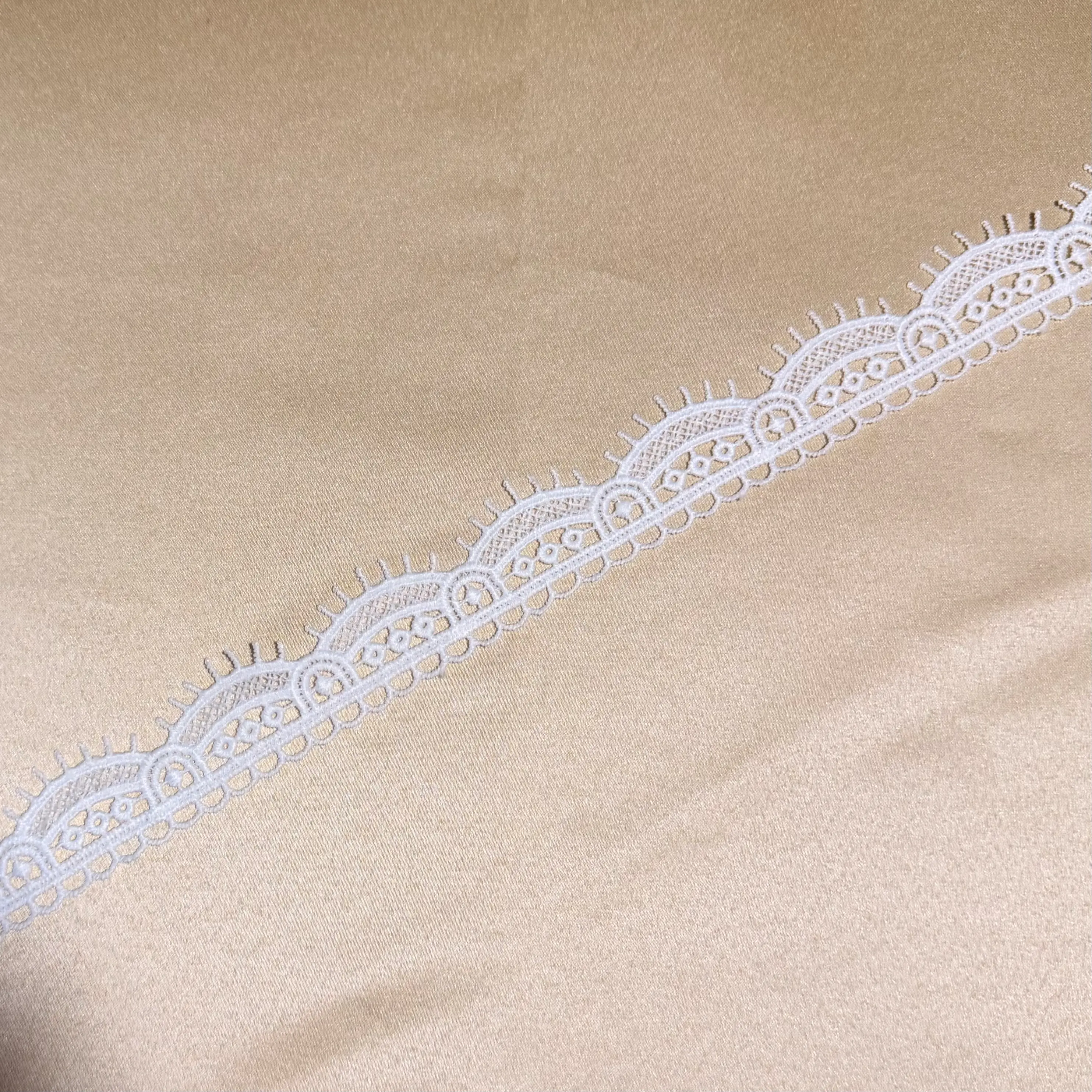 Tiara Crown Shape Lace Trim