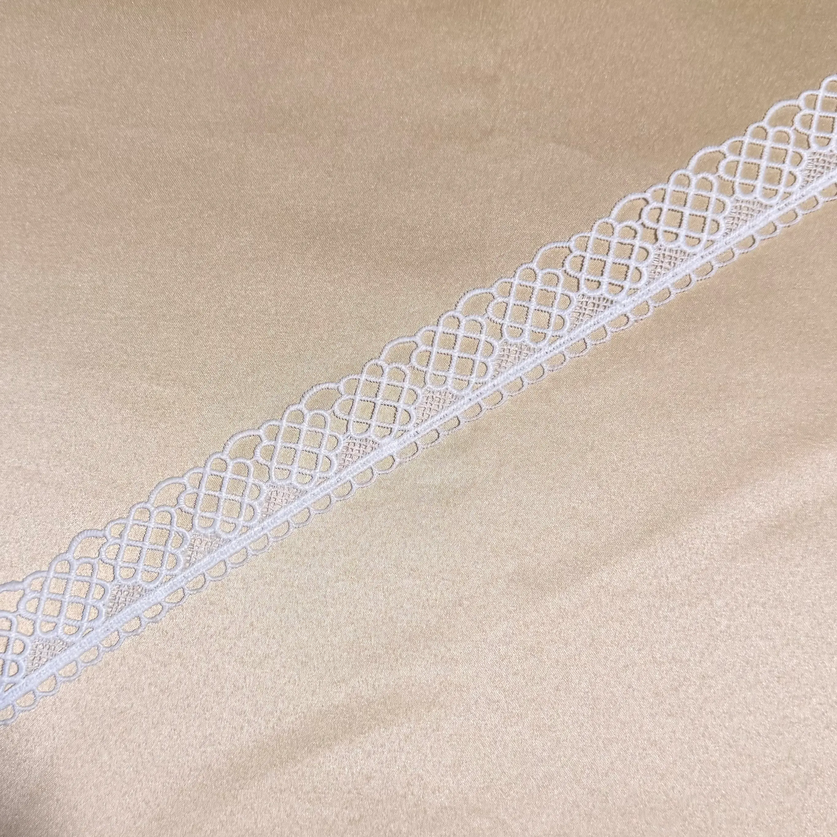 Bloom Nette Lace Trim