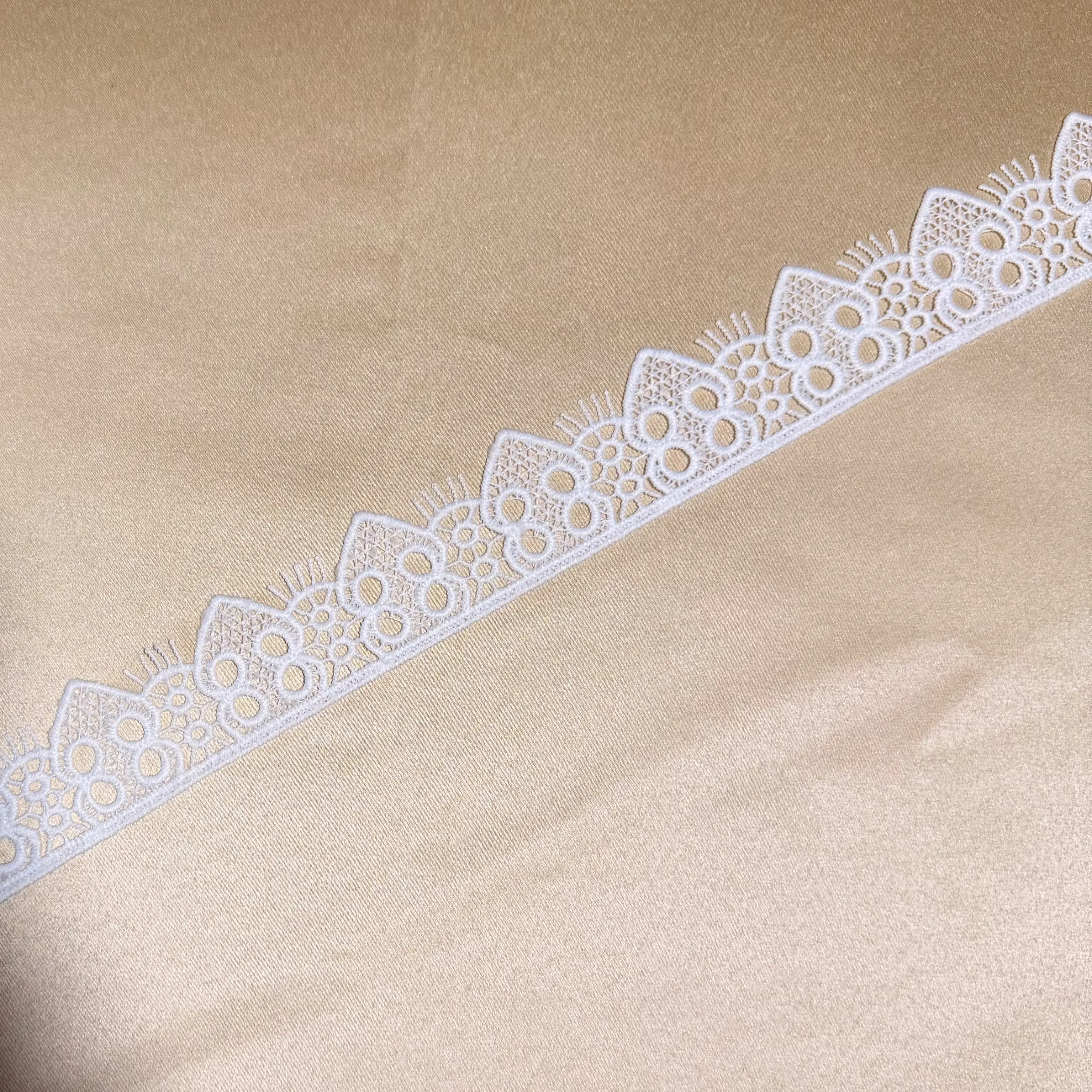 Antique SunRae Lace Trim