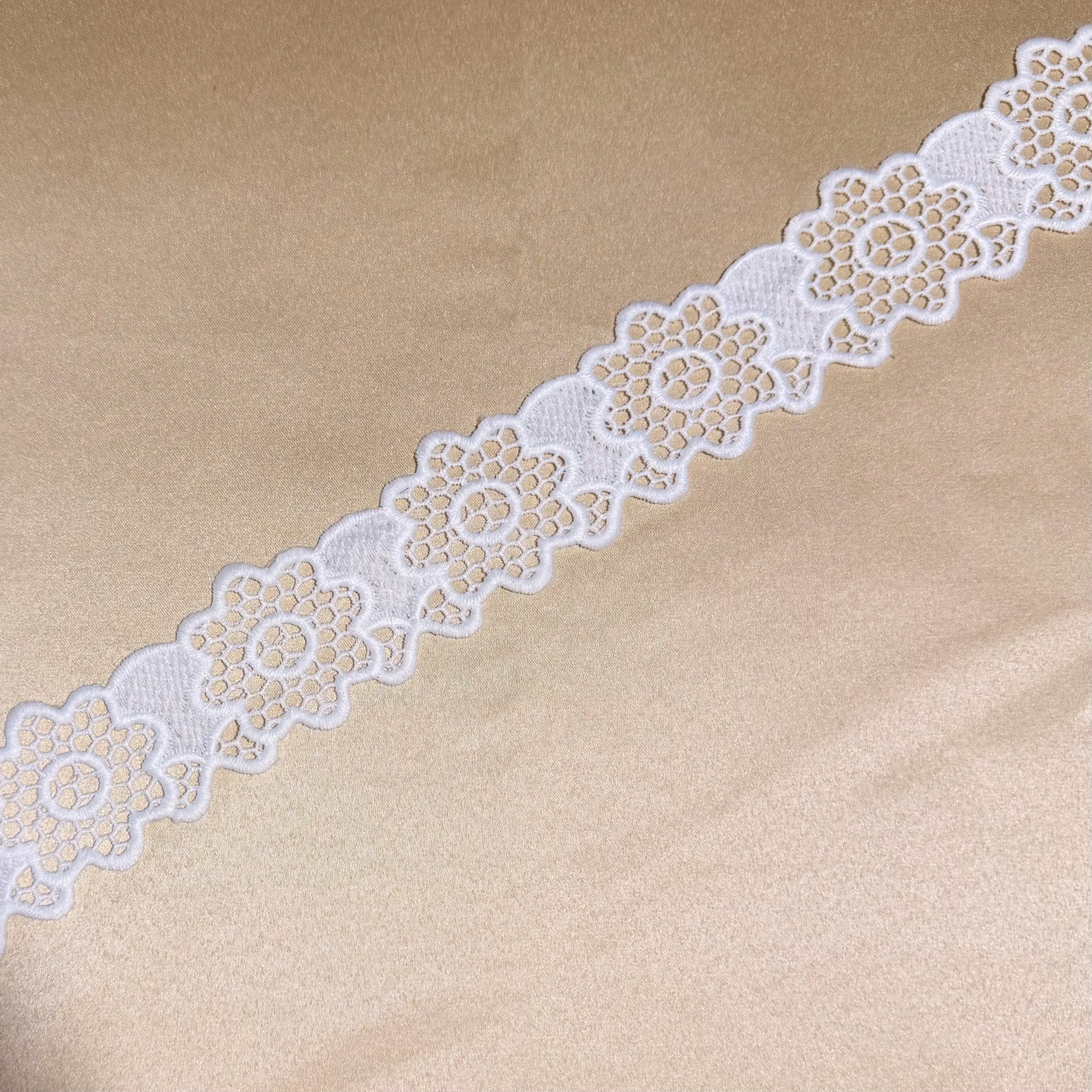 JP Fresh Hollow Flower Lace Trim