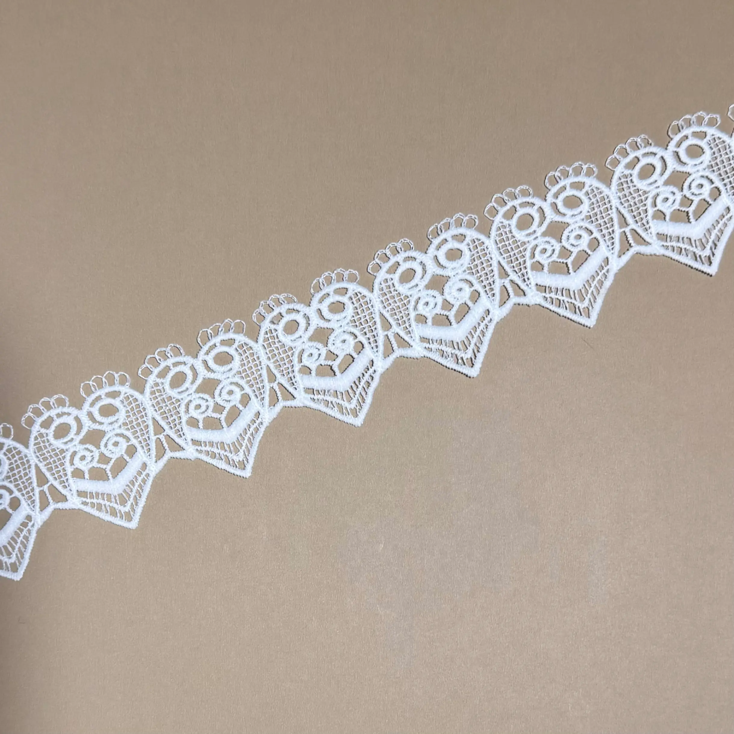 Heart Shape Loop Grid Lace Trim