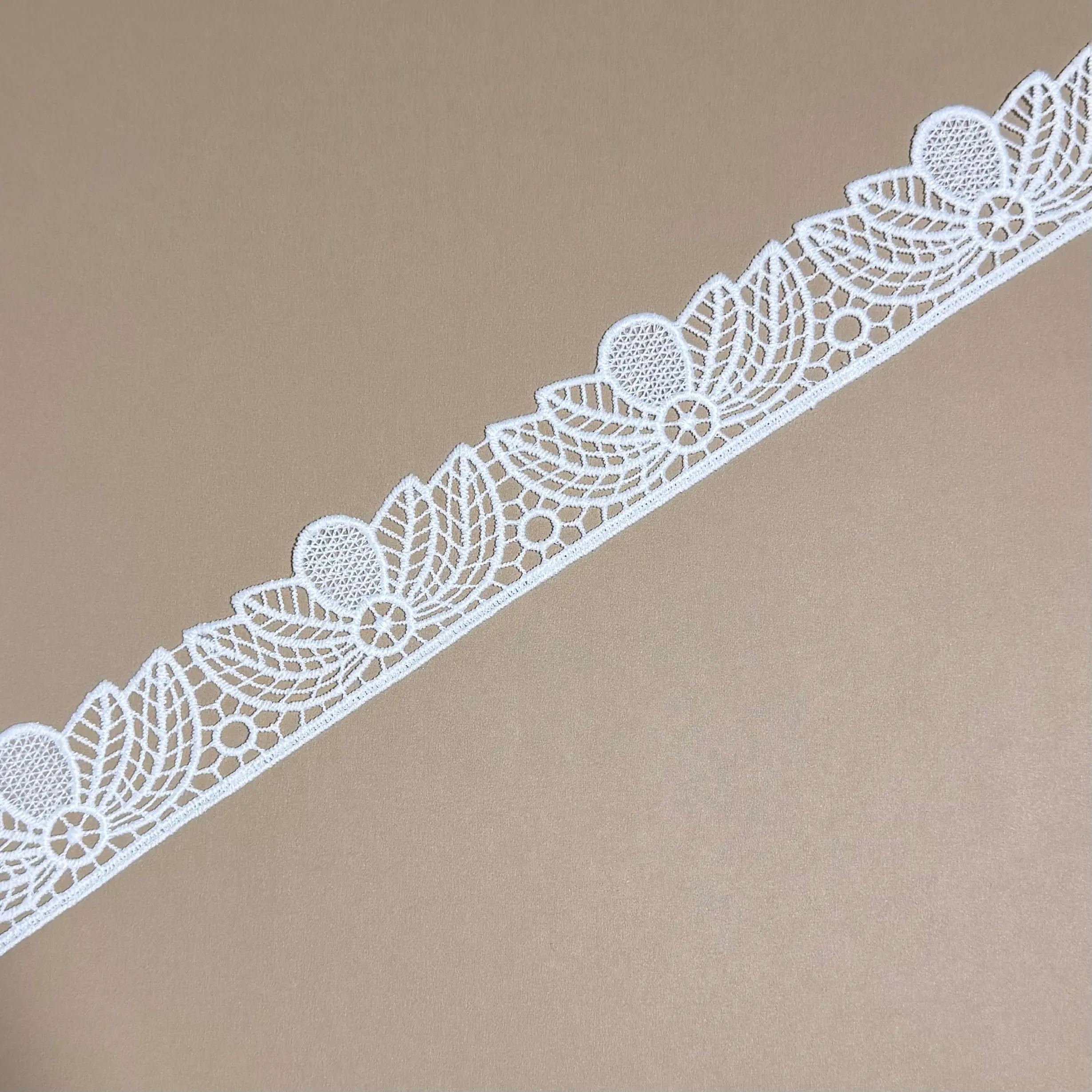 White Milky lace Palmate Arc Lace Trim