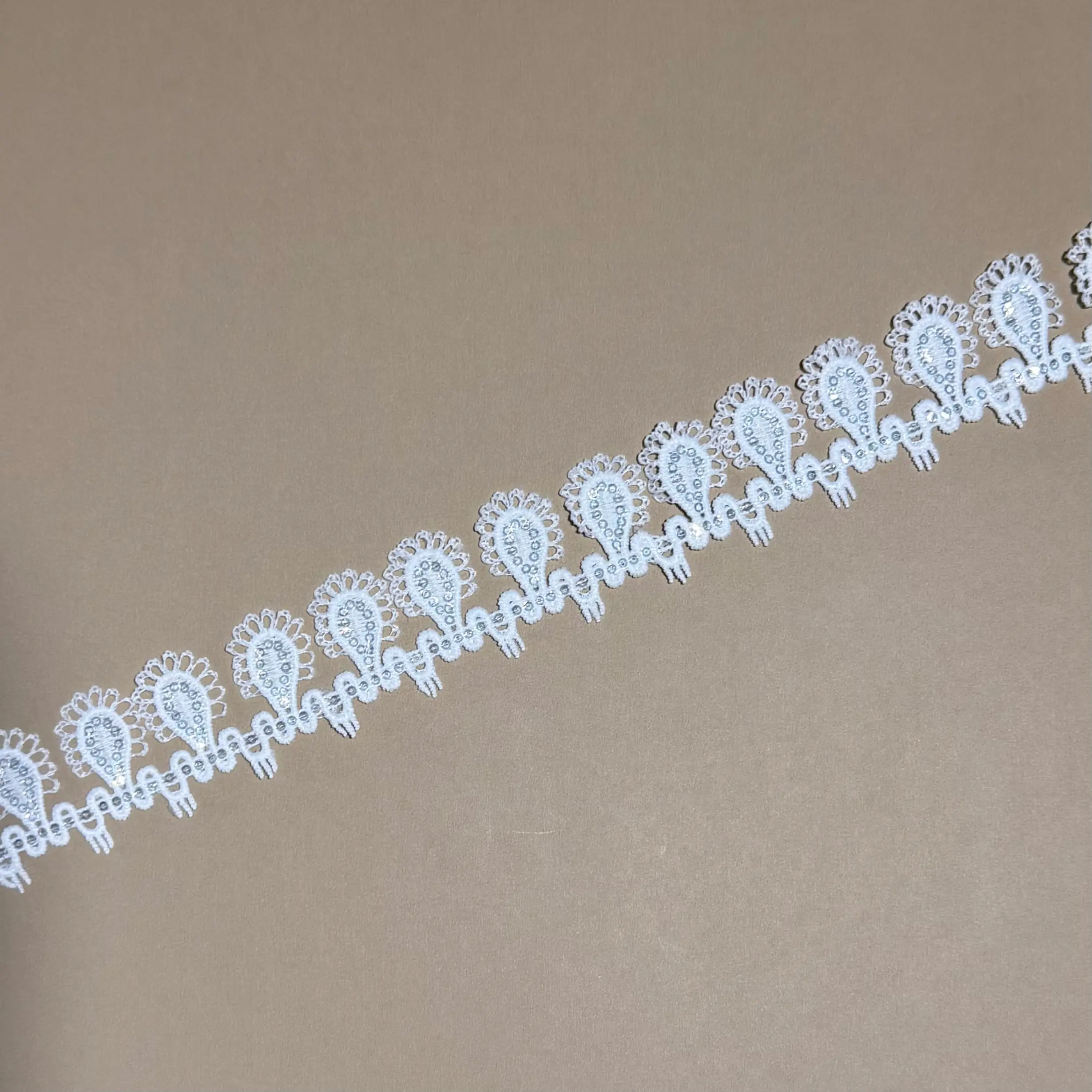 Droplet feather sequin lace Trim