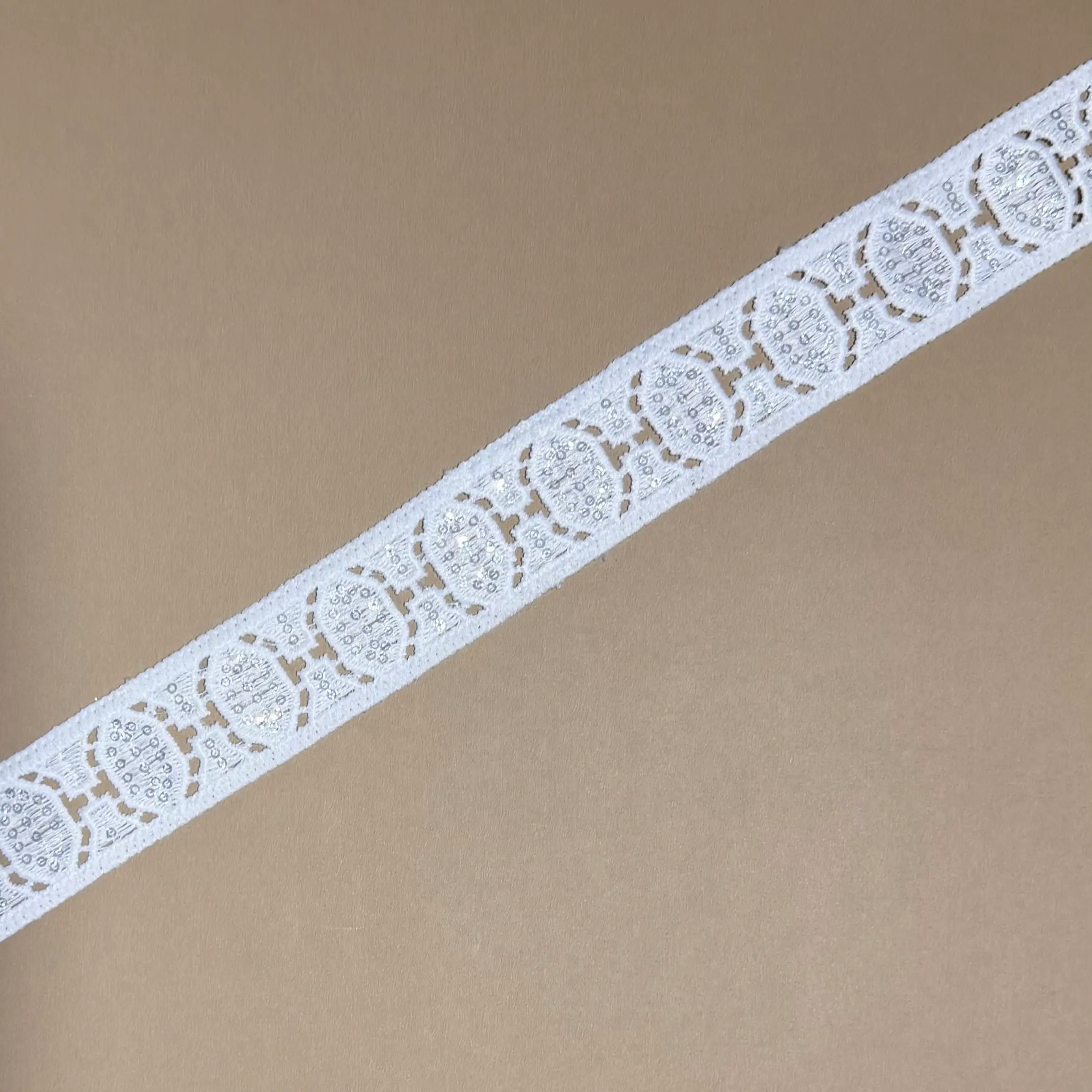 Oct Square Sequin Lace trim