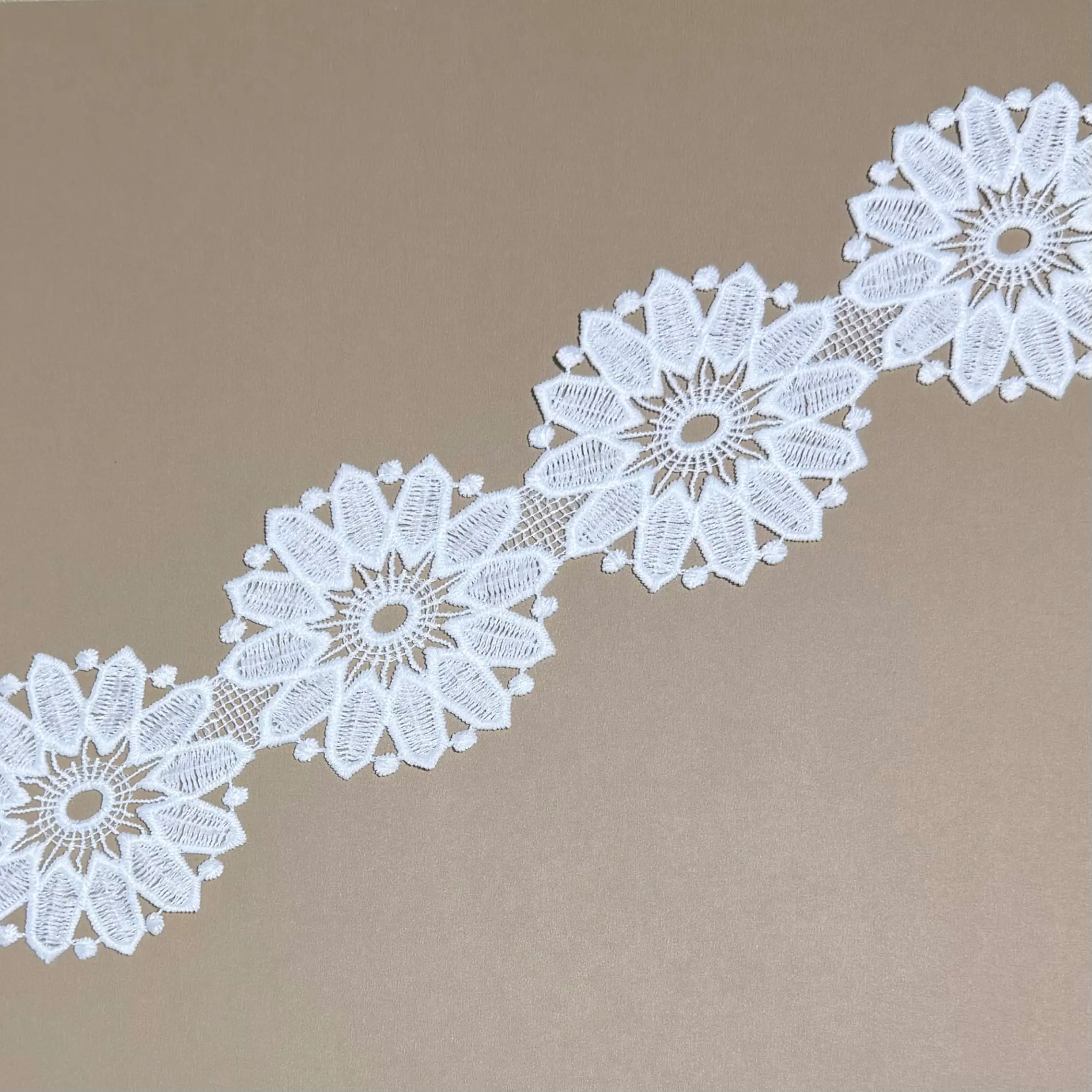 White Milky Flower lace Trim