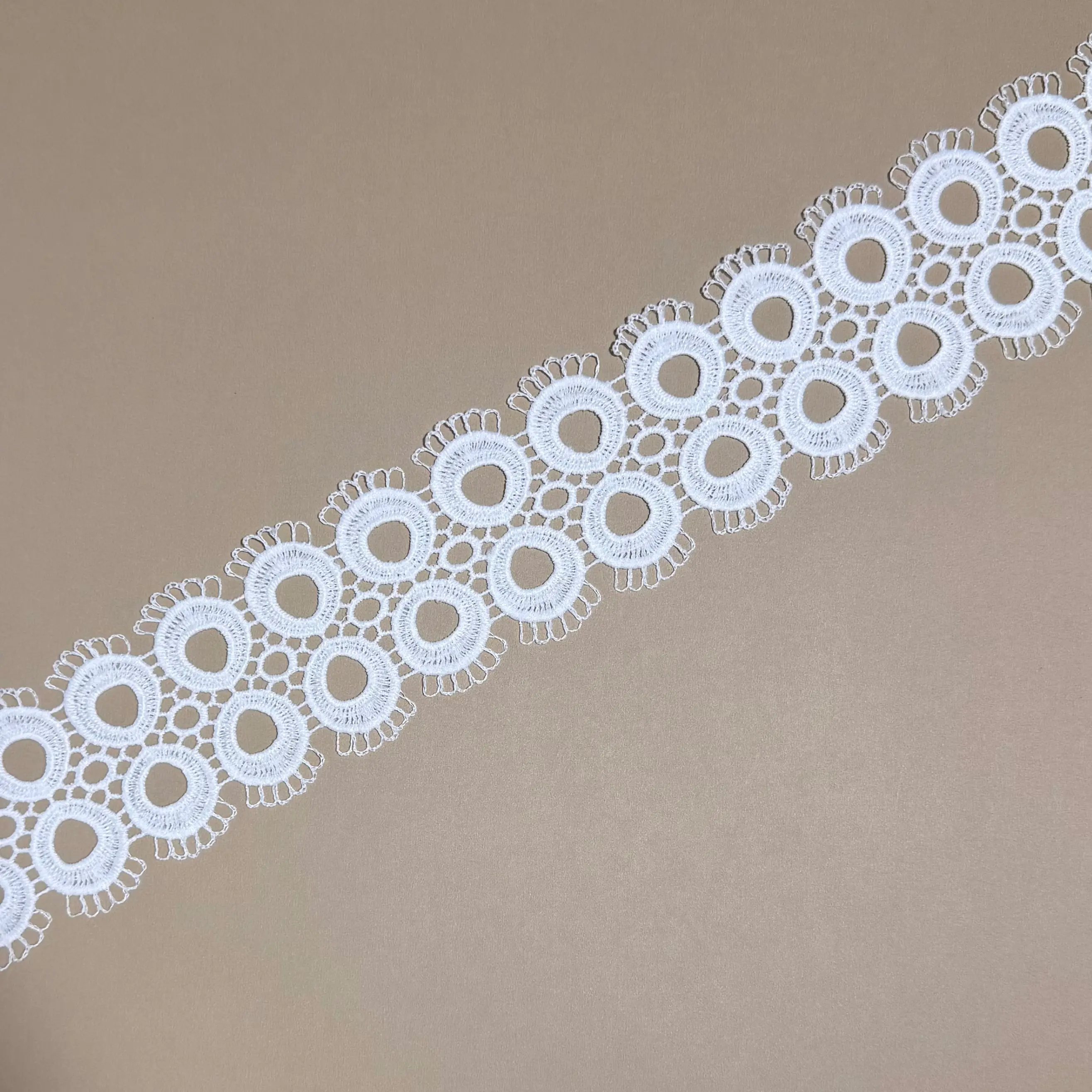 Oval Shape FringeRing Mesh Lace