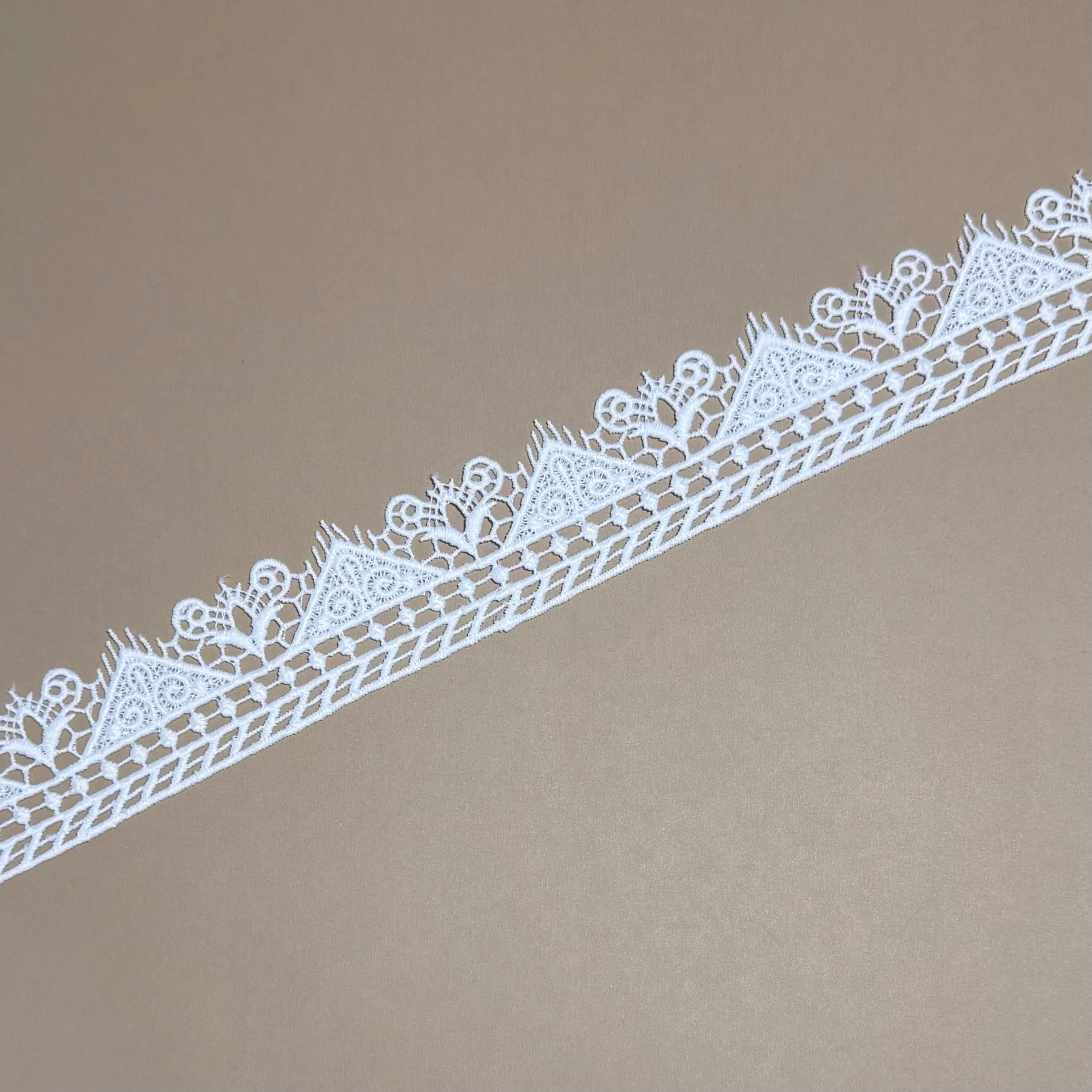Love shape Triangle Fancy Border Lade Trim