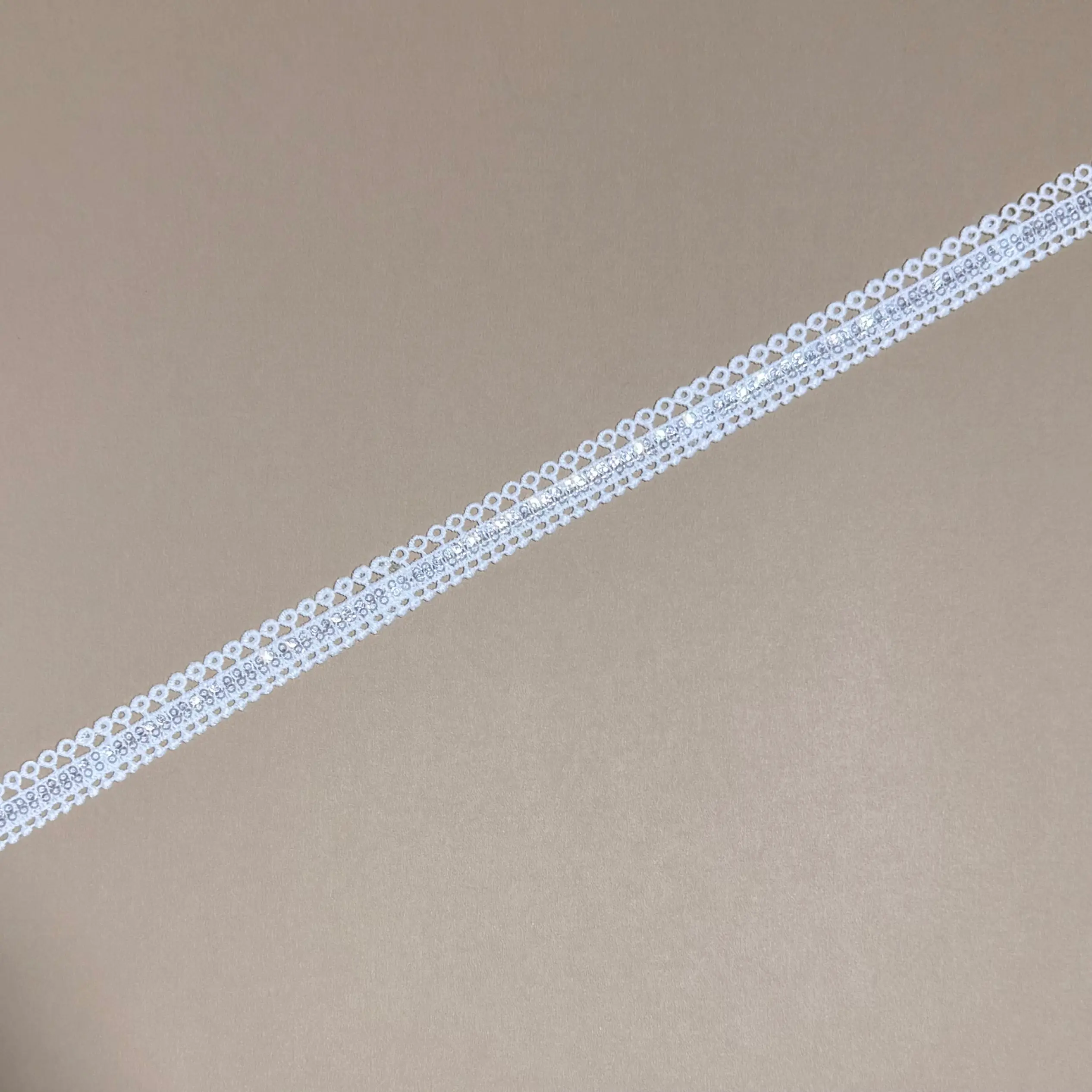 Continuos Circular Loop Dot border lace Trim