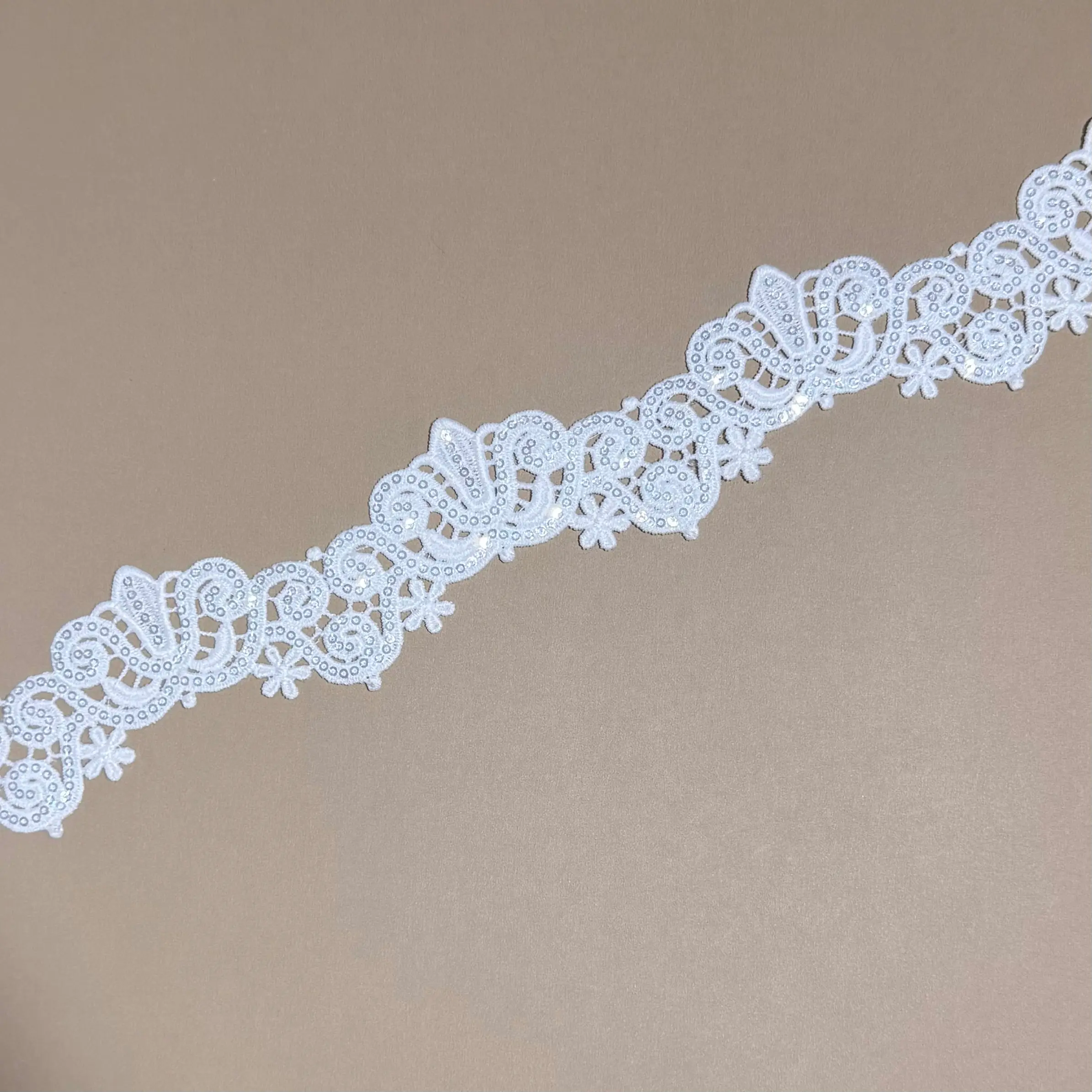 Scroll Vine & Daisy Mixed Floral Sequined Water Soluble Lace Trim