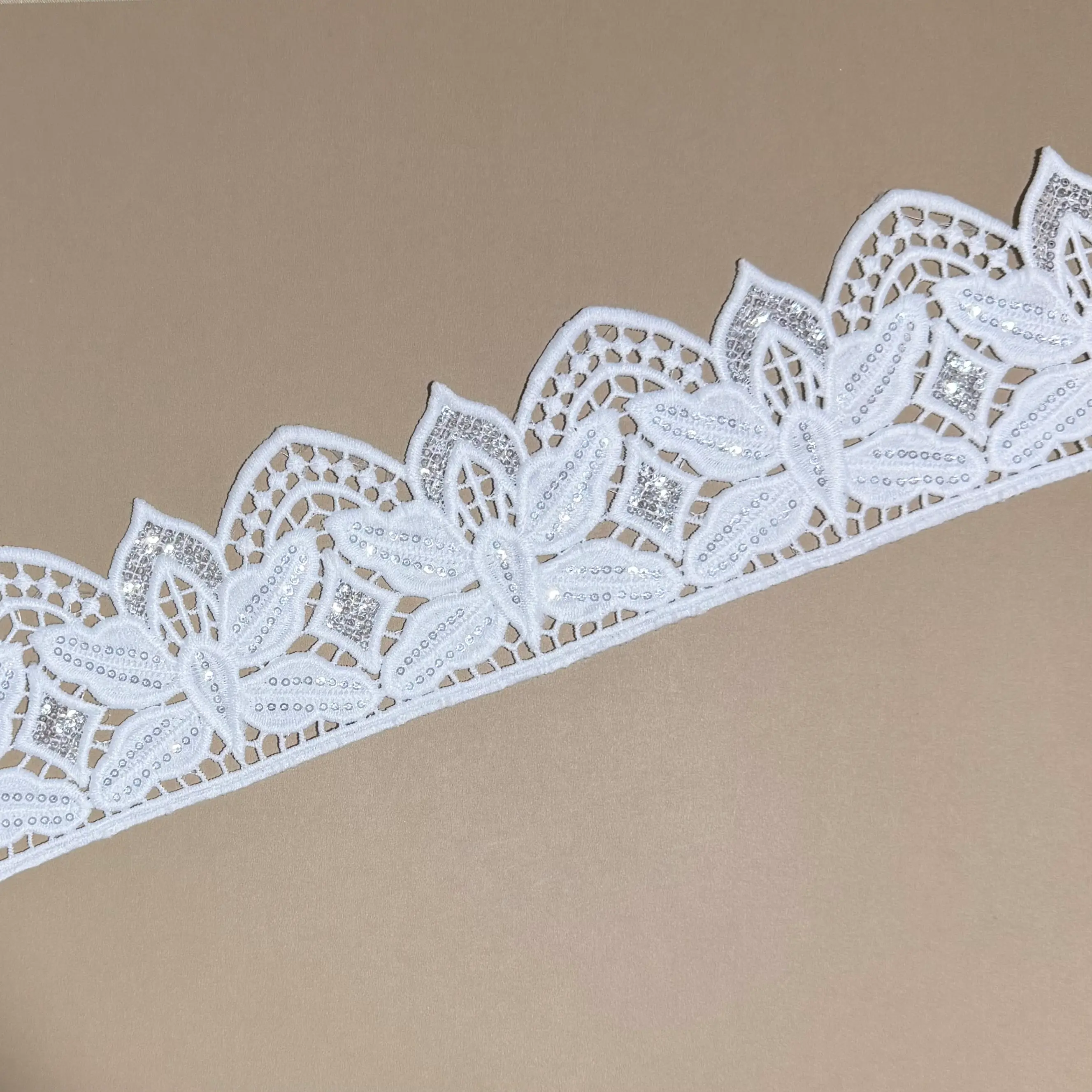 Five Petal Lotus Diamond Mesh Sequined Water Soluble Lace Trim
