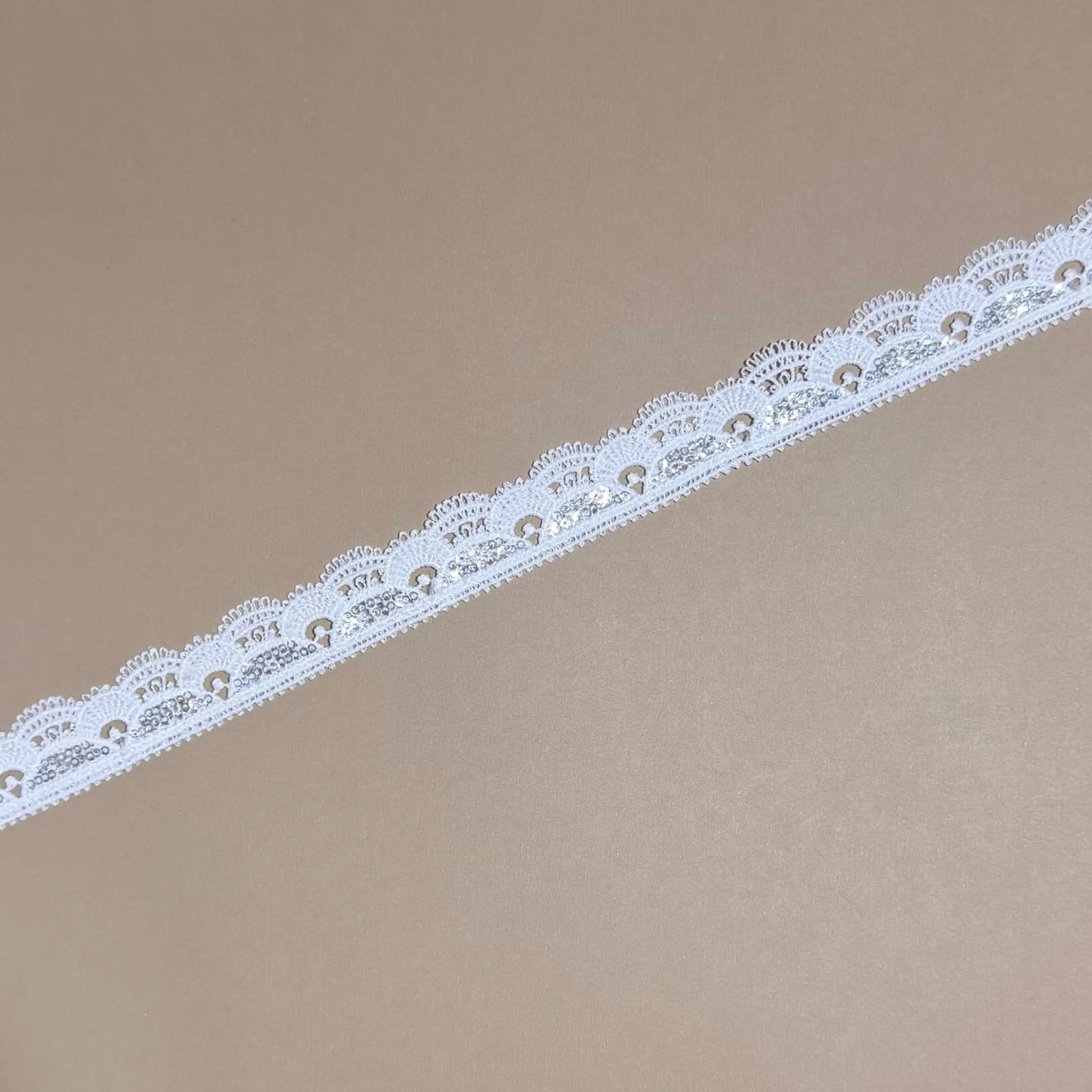 Single Edge Arc Shell Wave Mini Iridescent Sequined Lace Trim