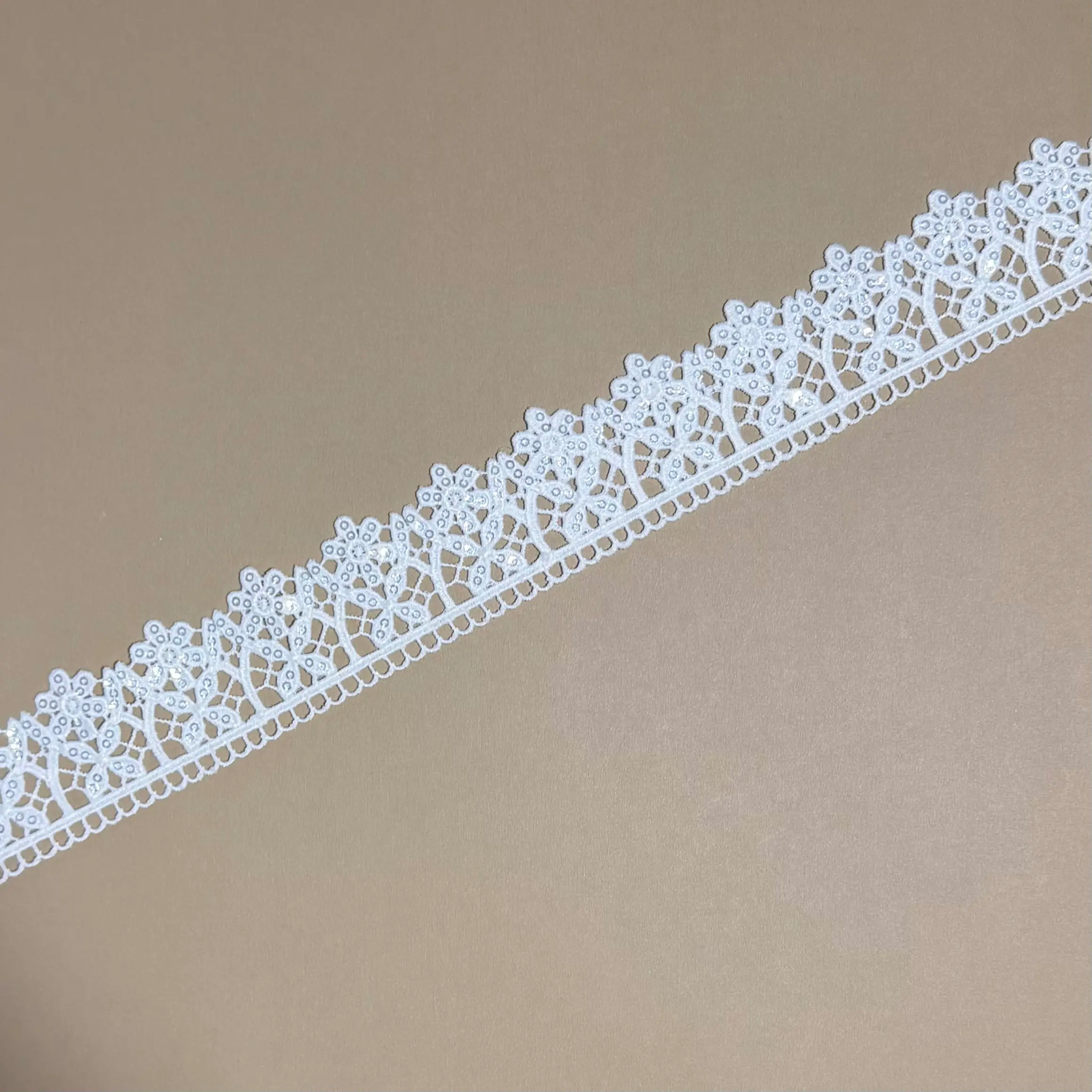4-Petal Floral Hollow Lace Trim