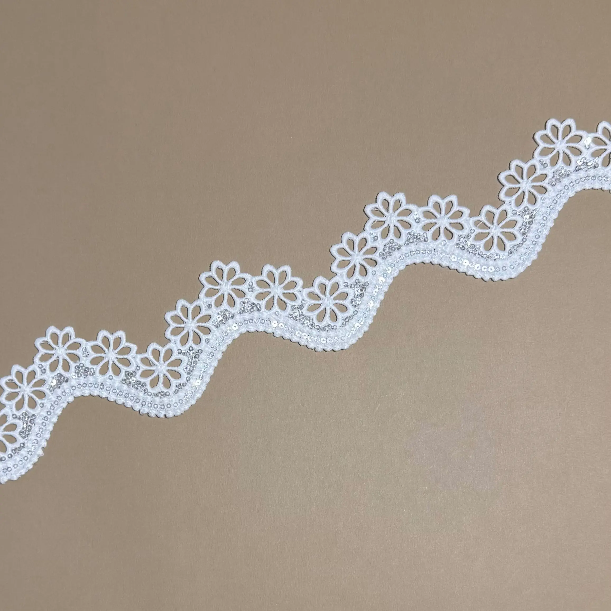 7 Petal Daisy Sequined Lace Trim