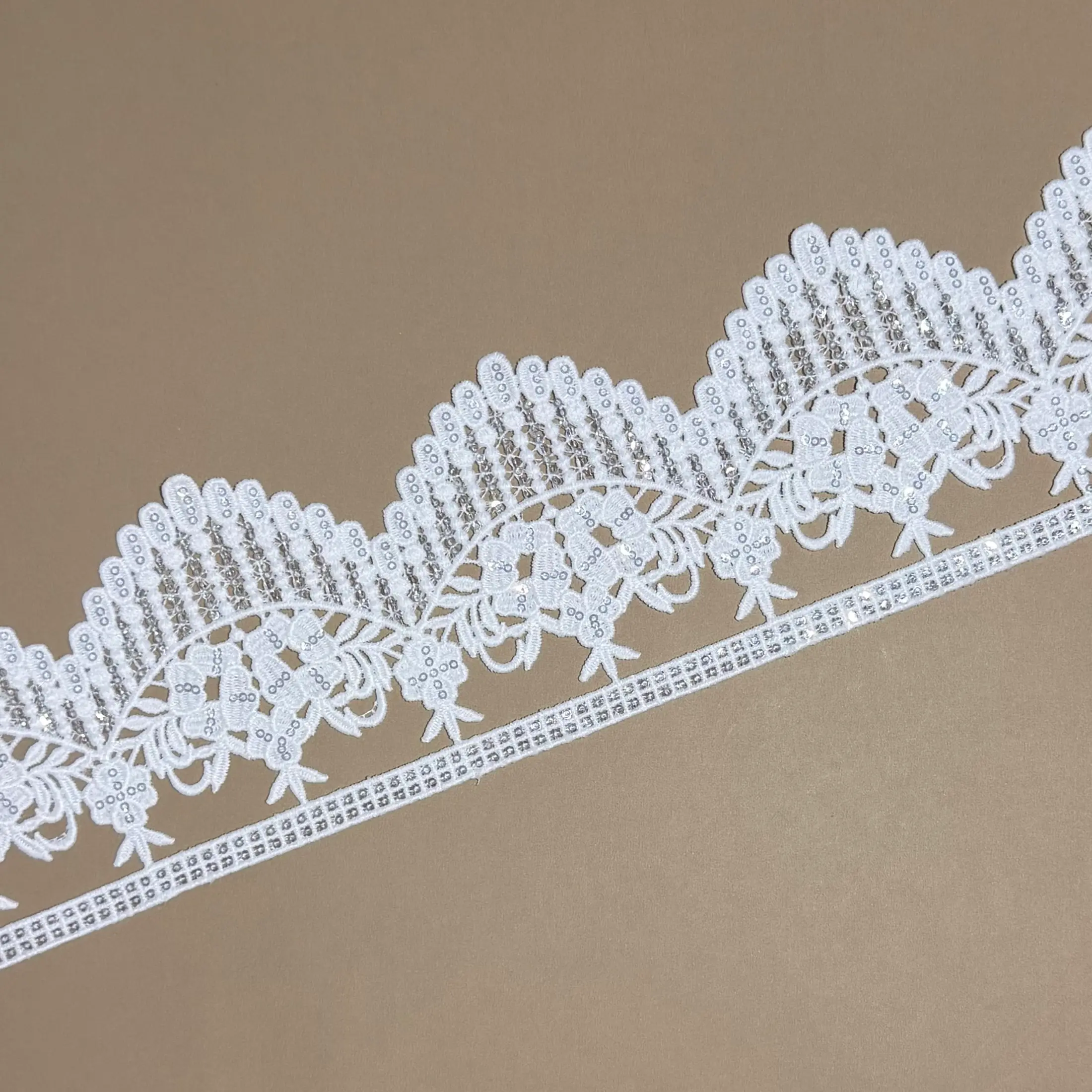 Fan-Shaped Sequined Water Soluble Lace Trim