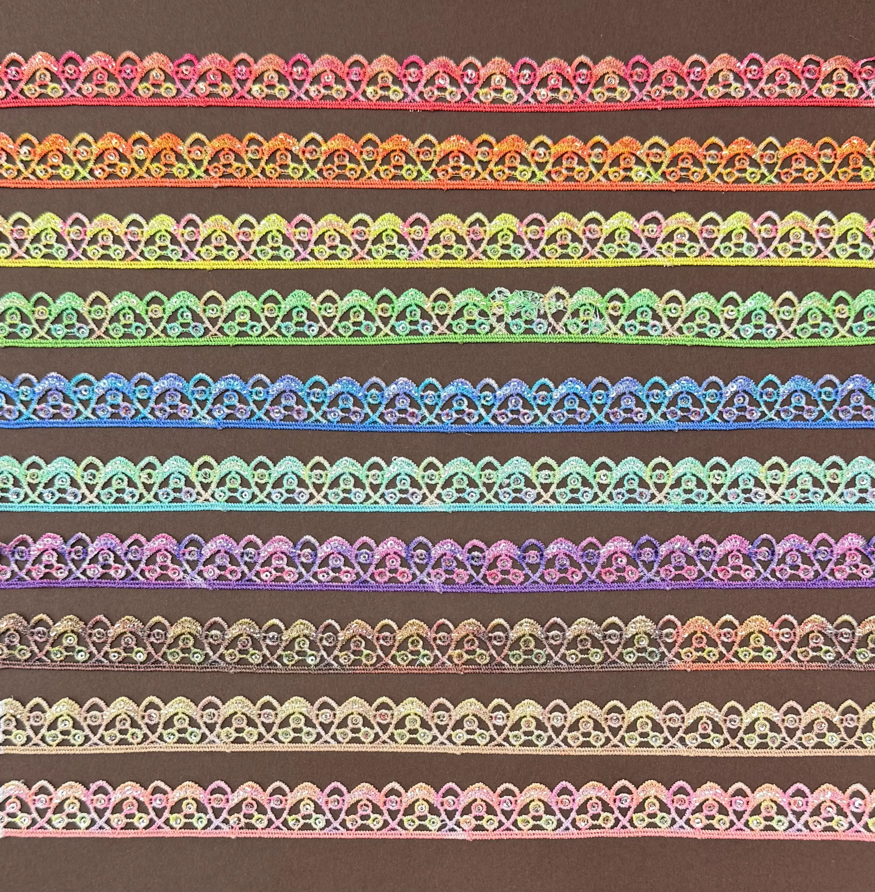 Gradient Double Scallop Glitter Lace Trim